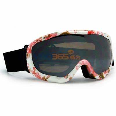 ��ʿ��SG327��ѩ�۾�